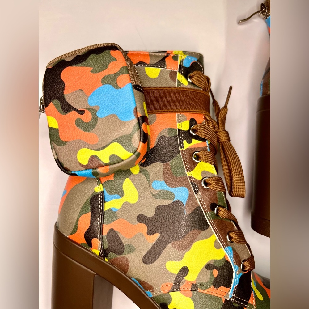 New! Camo Print Combat Boots - Chunky Lug Sole Colorful Camouflage Platform Heel - Picture 5 of 12